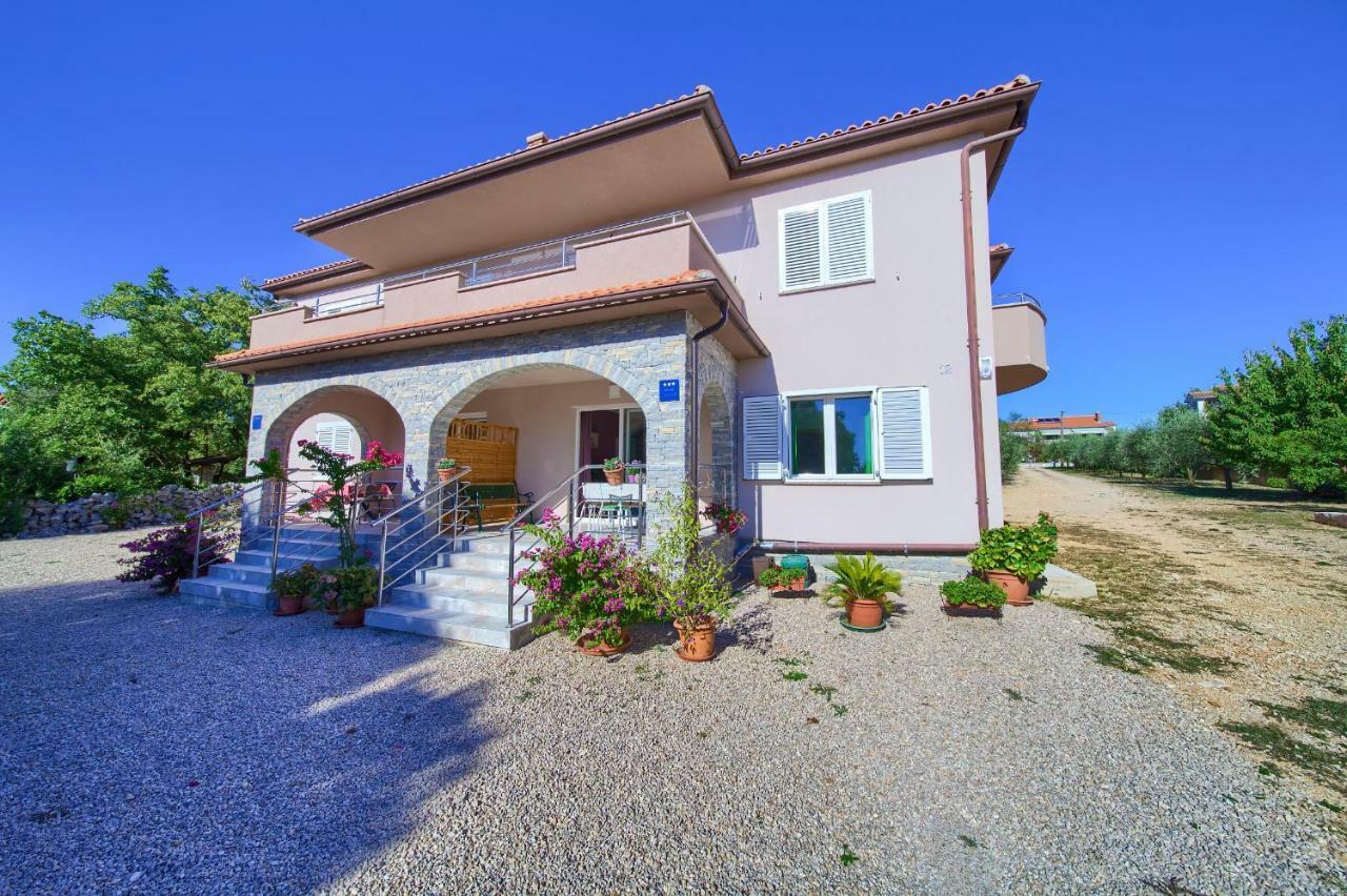 Stela Apartment Pinezici (Krk)